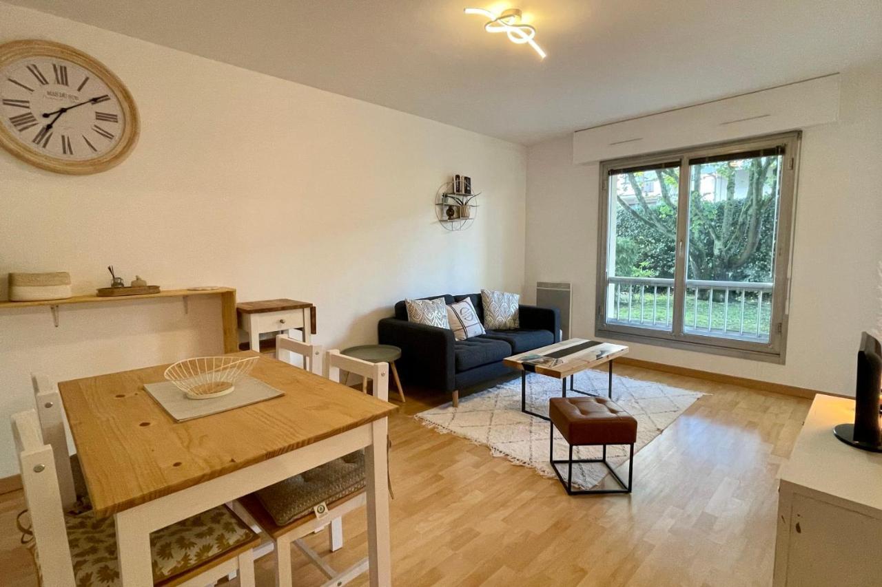 Sully II - Apartment Of 33 Sqm With Parking 400M From Lake アヌシー エクステリア 写真