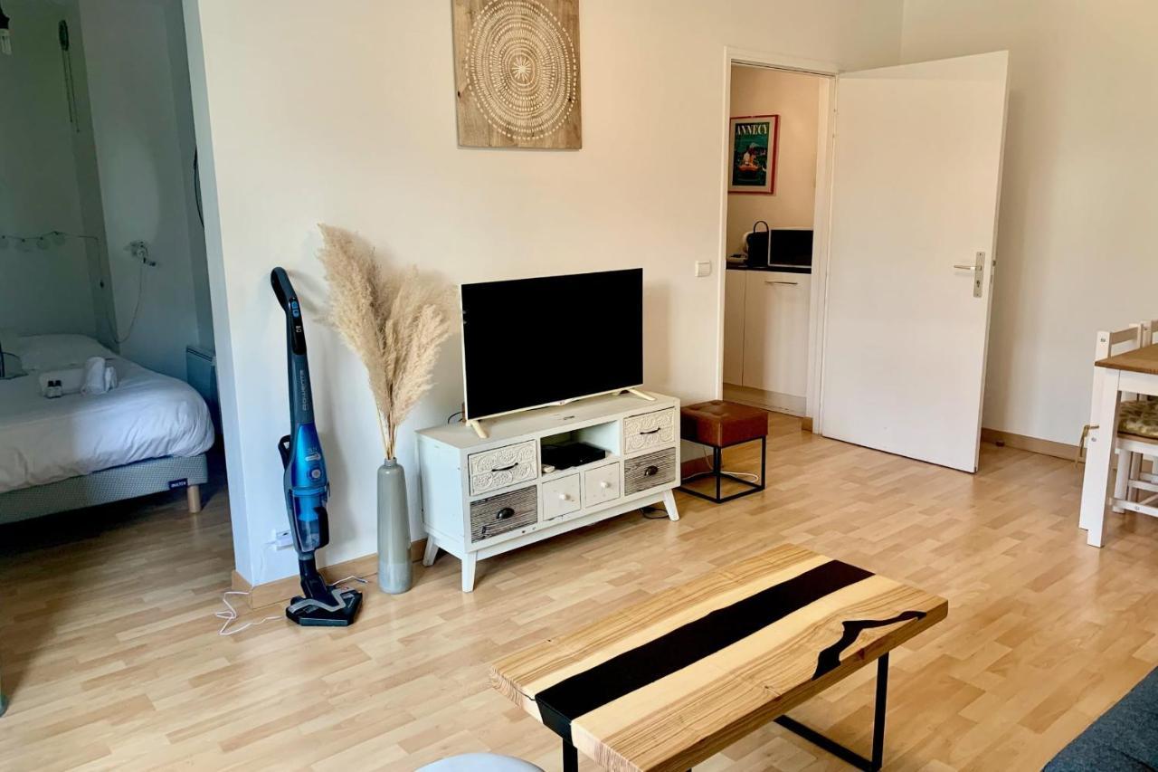 Sully II - Apartment Of 33 Sqm With Parking 400M From Lake アヌシー エクステリア 写真